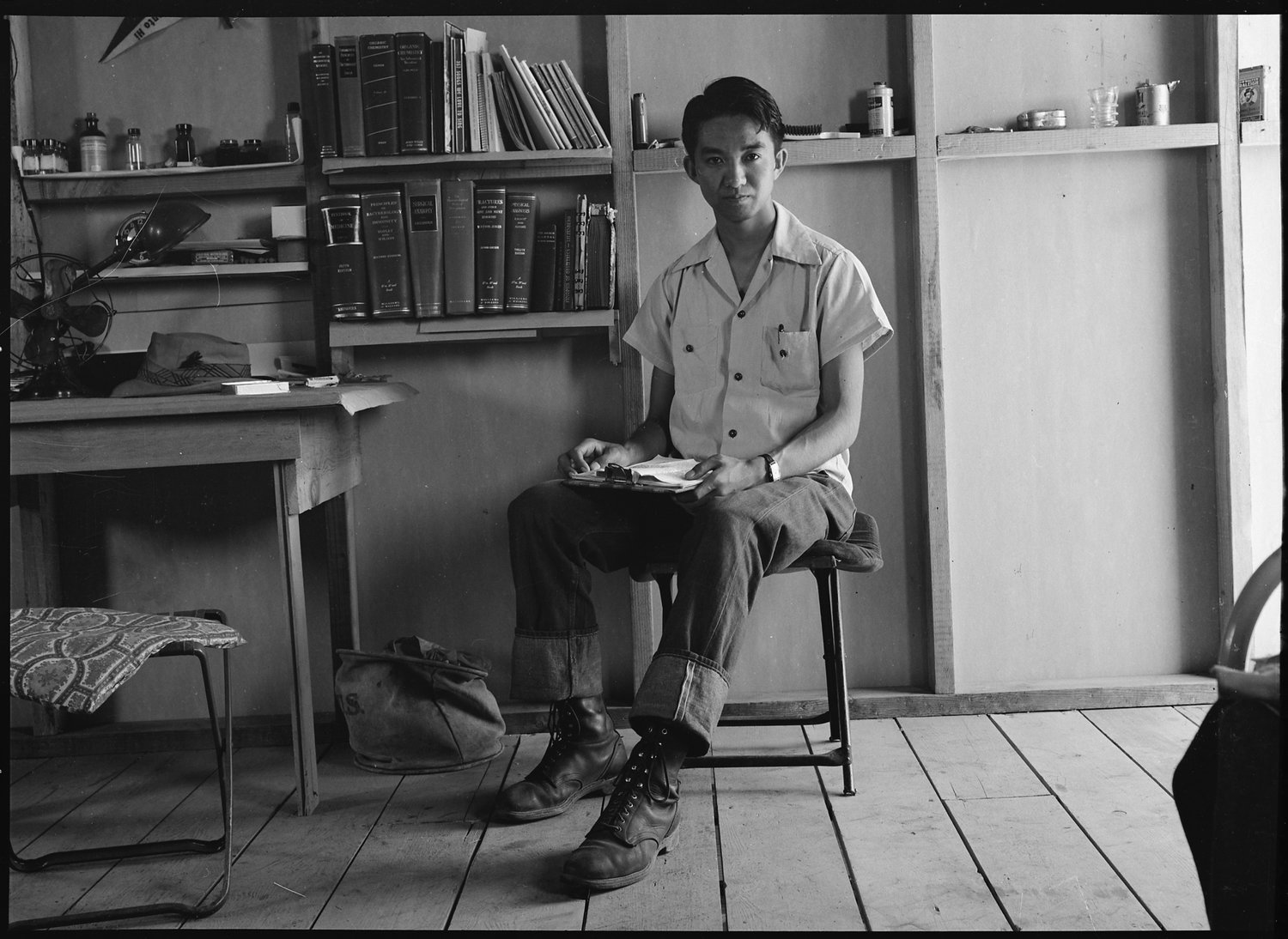 Sacramento, California. Harvey Akio Itano, 21, 1942 graduate from the University of California where he received his Bachelor of Science [in] Chemistry degree. He was chosen by the faculty as University Medalist for 1942 and was a member of Phi Beta Kappa and Sigma Xi. Mr. Itano went to the Assembly center prior to the commencement exercises at which President Robert Gordon Sproul said, "He cannot be here with us today. His country has called him elsewhere". Mr. Itano hopes to enter the field of medicine and has taken his books with him to the Center where he is spending the duration.