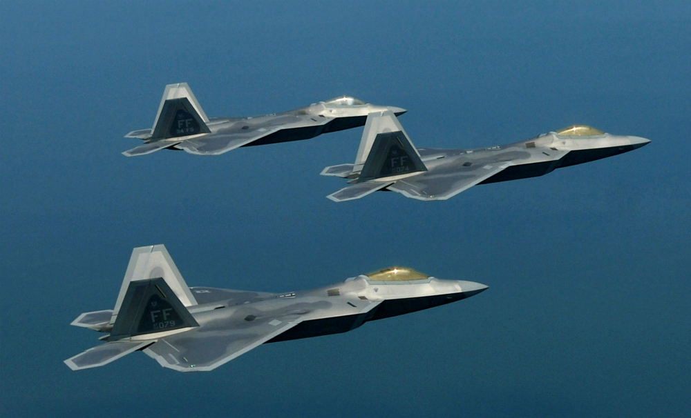 Pentagon deploys a dozen F-22s to Japan amid rising tension with N. Korea