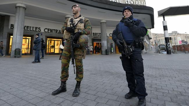 U.S. lawmakers warn that Belgium-based terrorists can come into the U.S. without a visa or background check