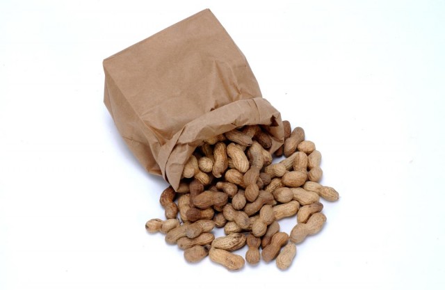 Food as a weapon – Court to decide whether man killed by peanuts in his food was done so by an accident or murder