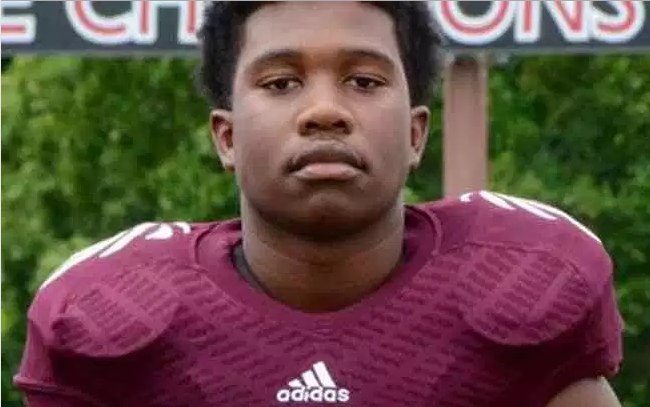 High school football player who died shielding 3 teen girls from bullets will receive Courge award at the ESPY’s
