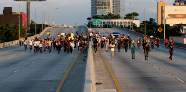 BLM Agitators Block Highway, Ambulance with Sick Child Forced to Go 25 Minutes Out of the Way