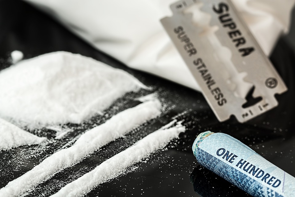 Albuquerque PD to start manufacturing and selling crack in order to catch people who buy crack… seriously