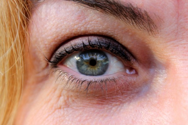 Woman rips cornea after leaving contacts in for two hours longer than recommended