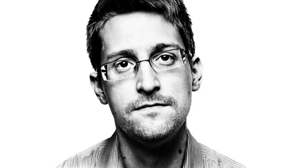 Snowden: Petraeus disclosed more classified information than I ever did