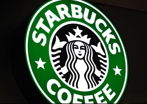 Woman suing Starbucks over ‘too much ice’… because there’s no limits to self-victimization in 2016