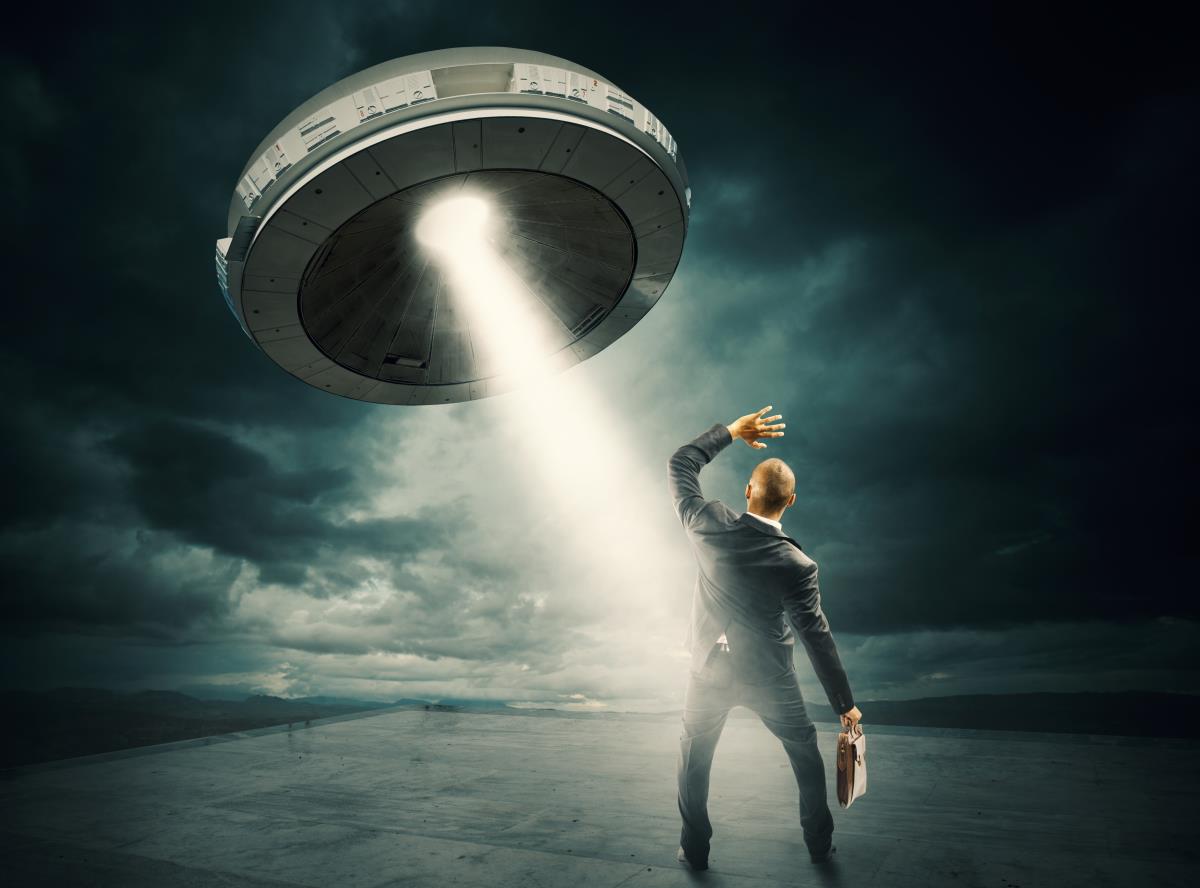 Top UFO scientist warns aliens are “here and will quarantine us”