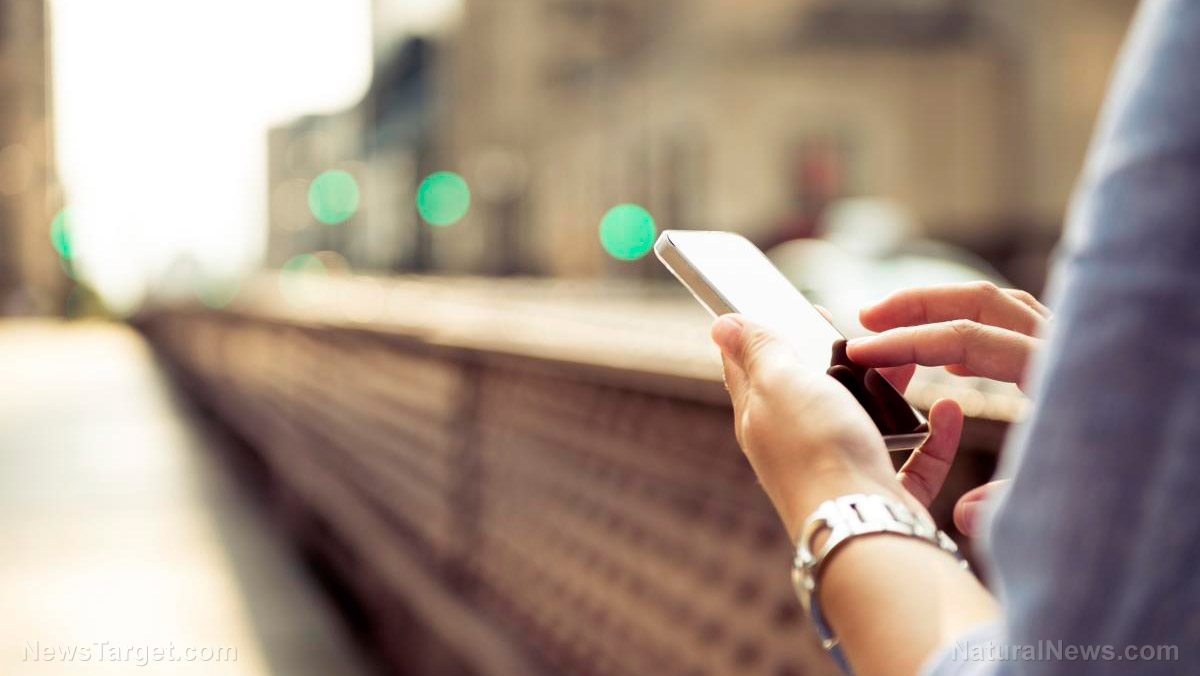 Honolulu bans smartphone use by pedestrians while crossing streets (because people are too stupid to watch for cars)