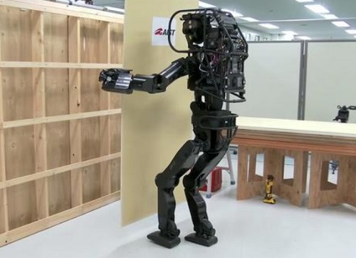 Japanese researchers develop a prototype humanoid robot aimed at eventually replacing human laborers